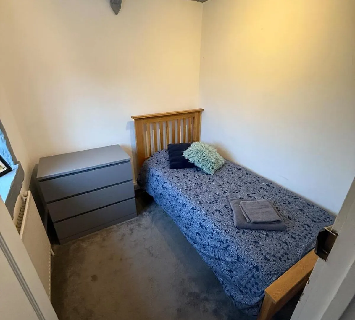 Spacious 3 Bed House Garden & Parking Sleeps 5 Belvedere Apartment